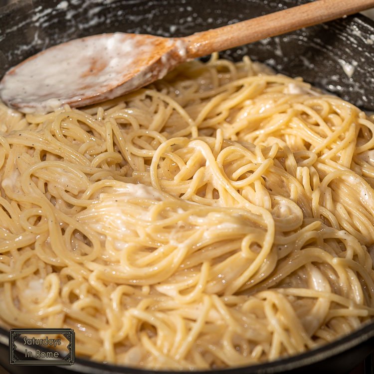Authentic Cacio e Pepe Recipe - Mix Vigorously