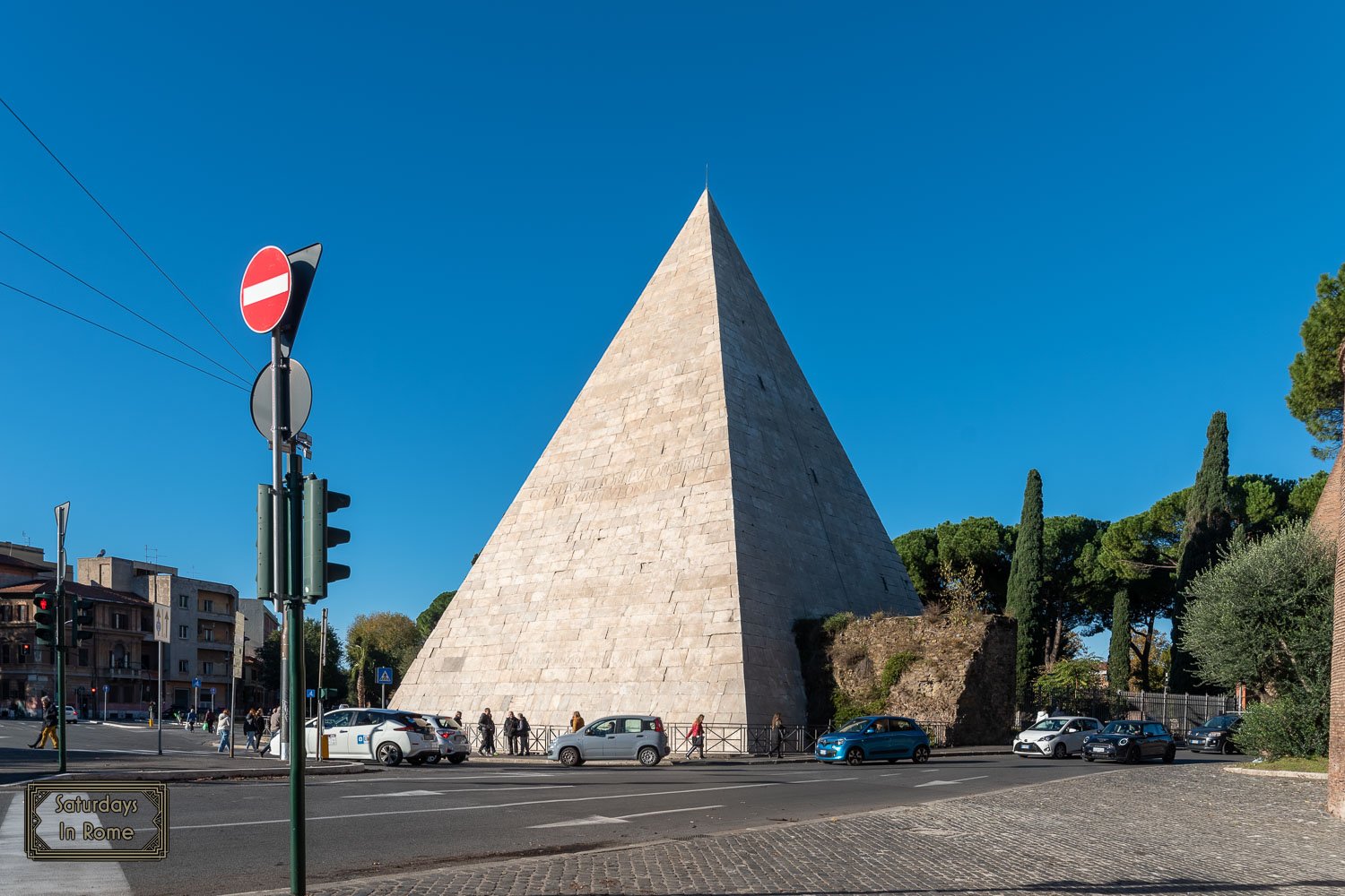 egyptian pyramid in rome - Roman Pyramid