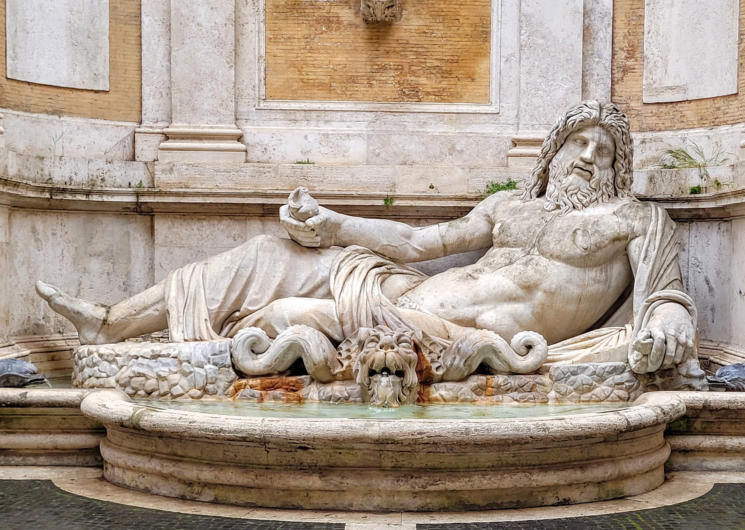 famous rome statues - Marforio