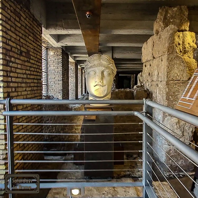 Largo di Torre Argentina - Female Colossus Head