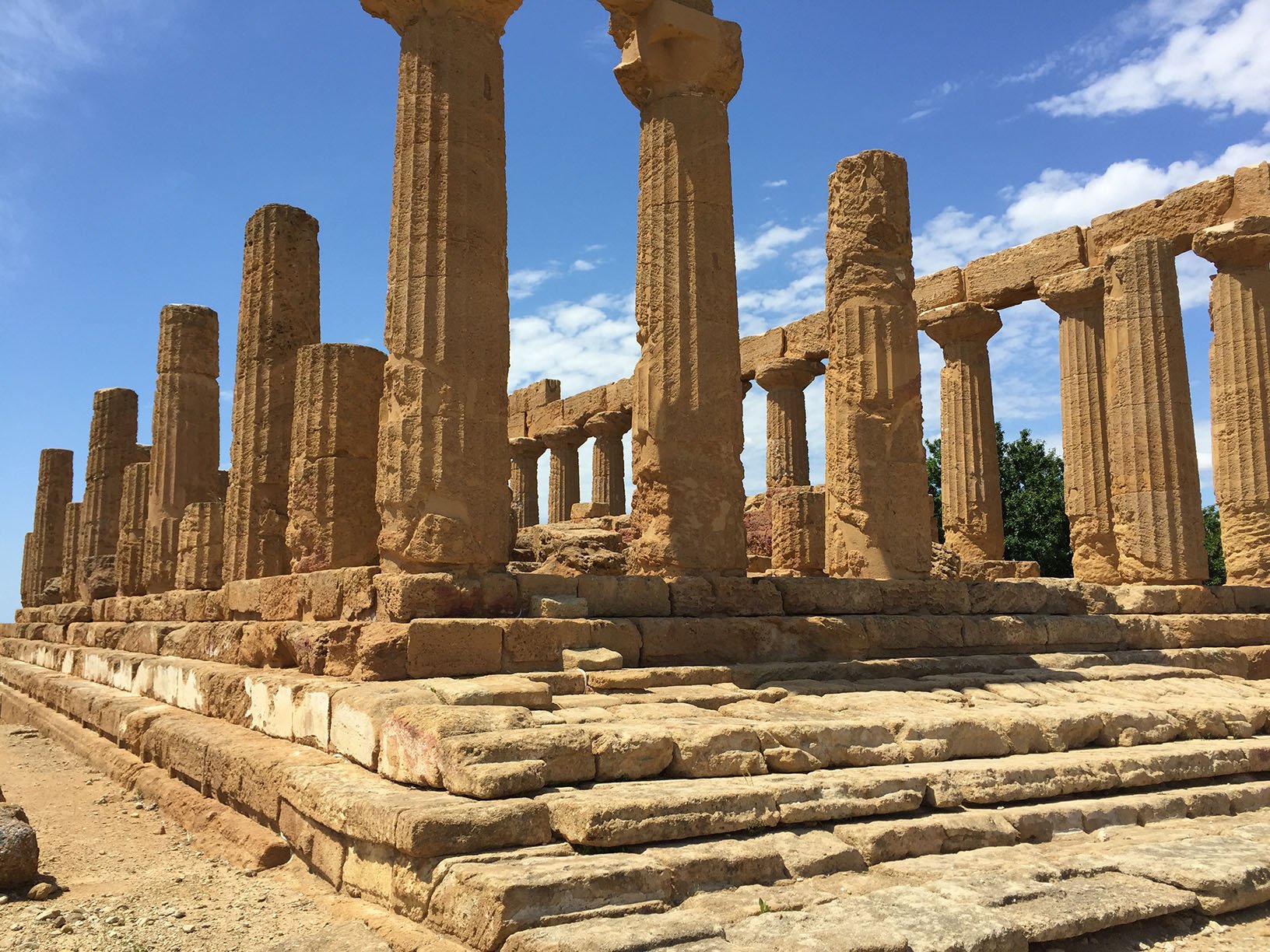 north vs south Italy - Valley of the Temples