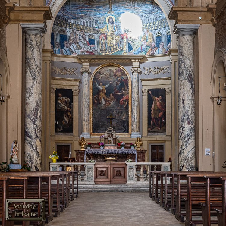 Oldest Church In Rome - Altar