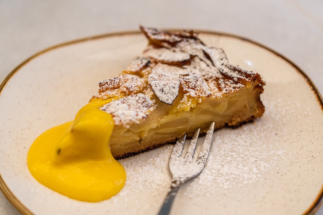 Rome to Orvieto day trip - Torta di Mele