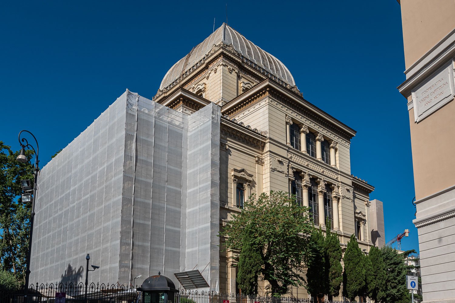 Rome's Jewish Quarter - The Great Synagogue