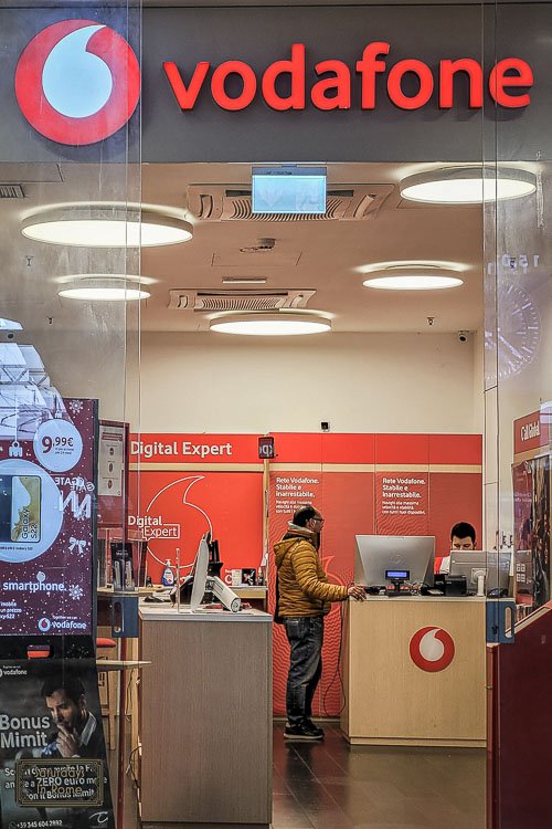 Rome's train station - Vodafone