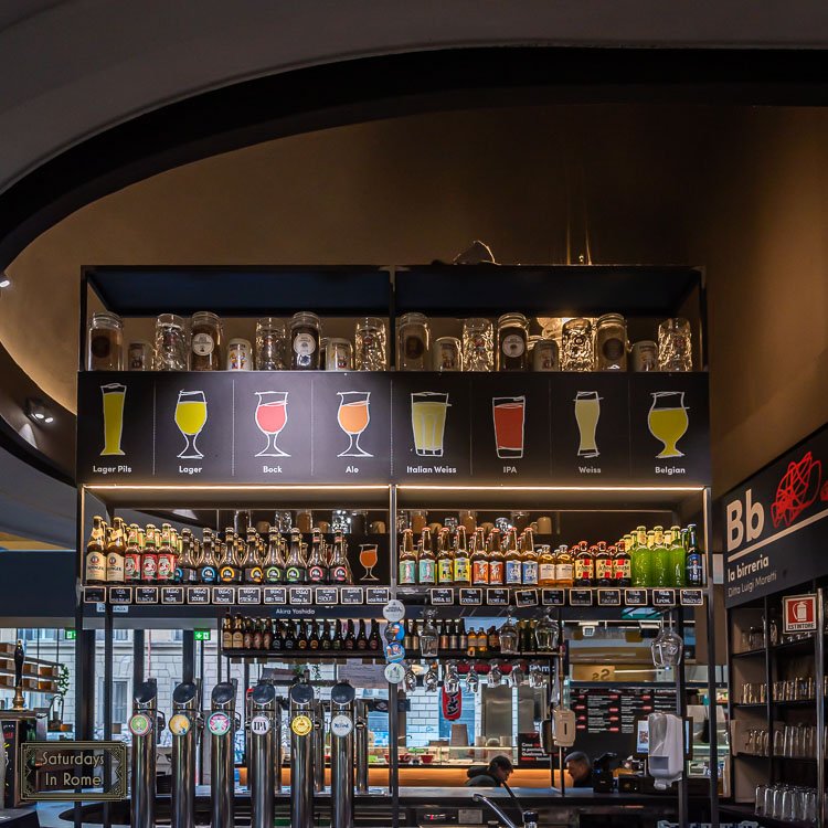 Rome's train station food court - Beer