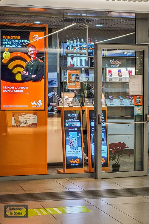 Rome's train station has SIM cards - W3 in Termini