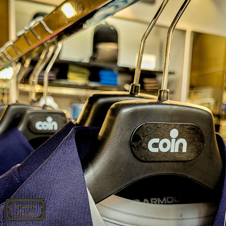 Rome's train station shops - Coin