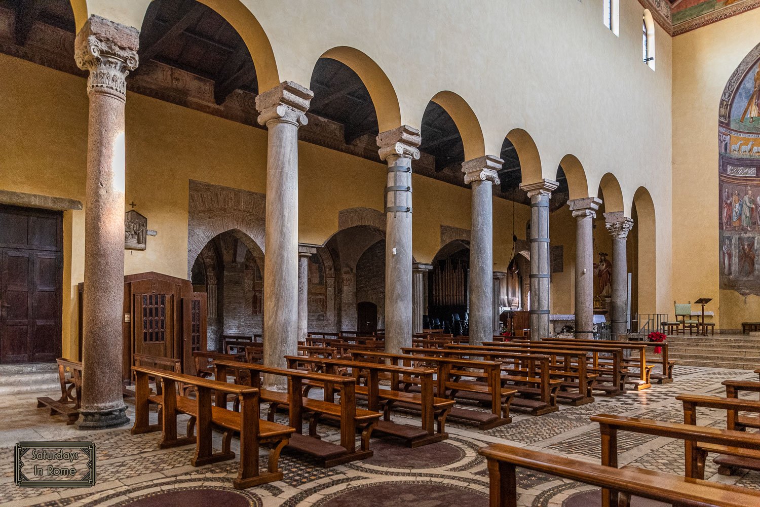 san saba rome - Hall and Nave