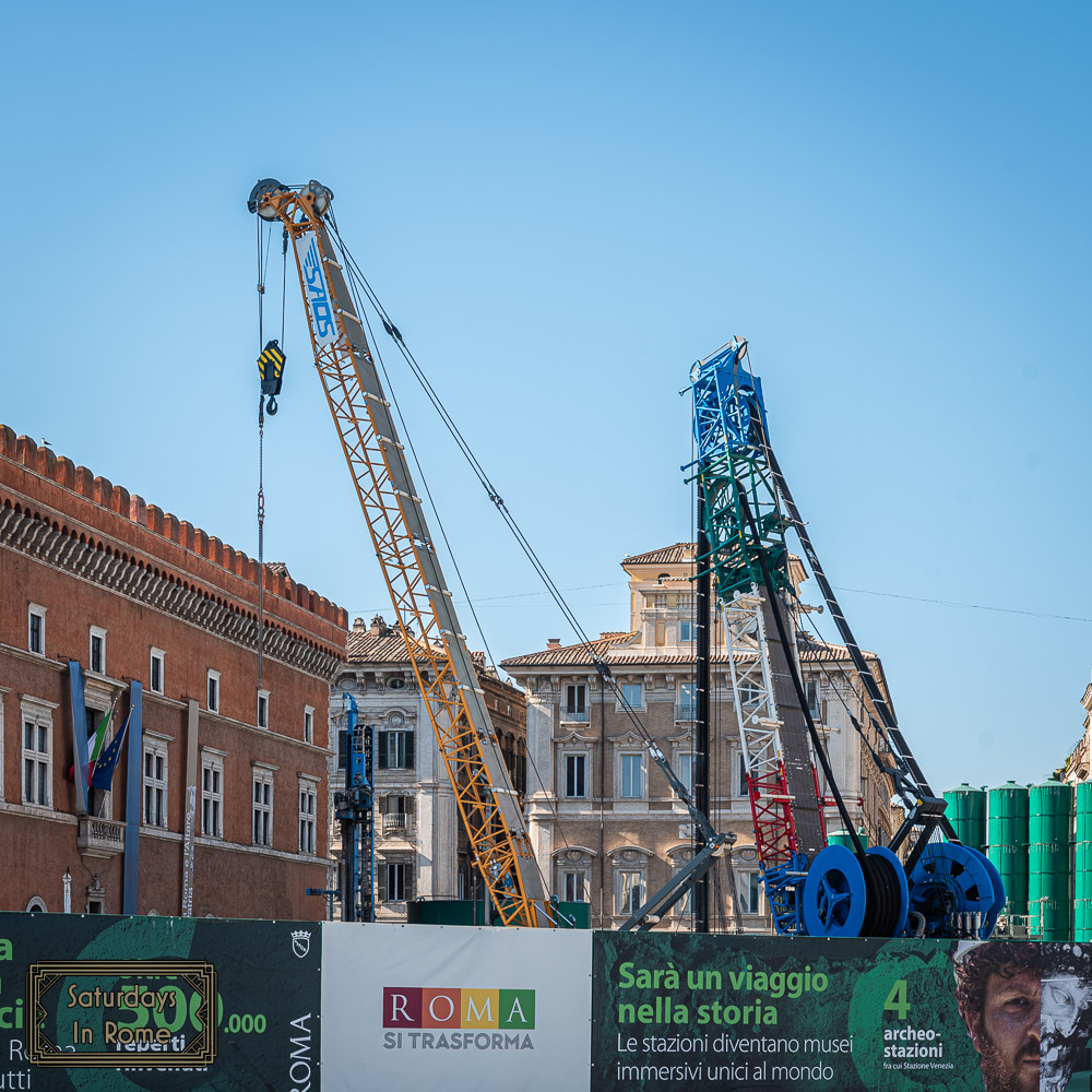 Piazza Venezia Construction - Cranes