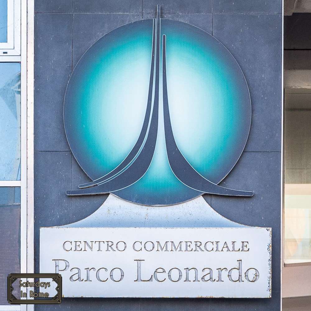 Shopping Mall Near Fiumicino Airport - Parco Leonardo Sign