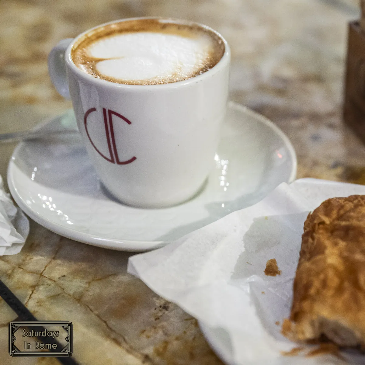 Saccottino - with a cappuccino