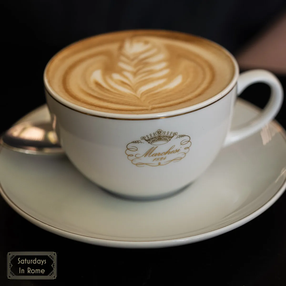 Milan Travel Guide - cappuccino