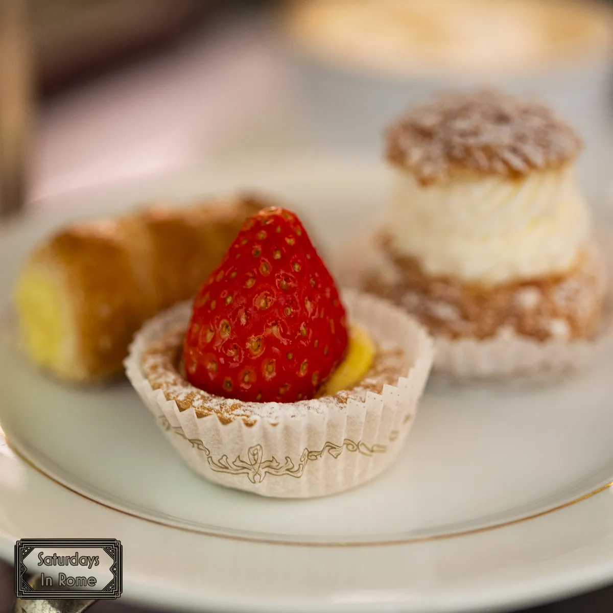 Milan Travel Guide - Fancy Breakfast