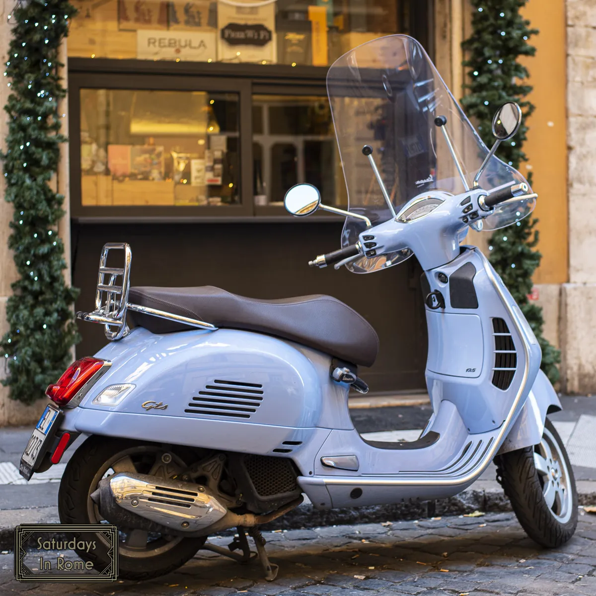 Vespa Rentals In Rome - Style and Beauty Of A Vespa