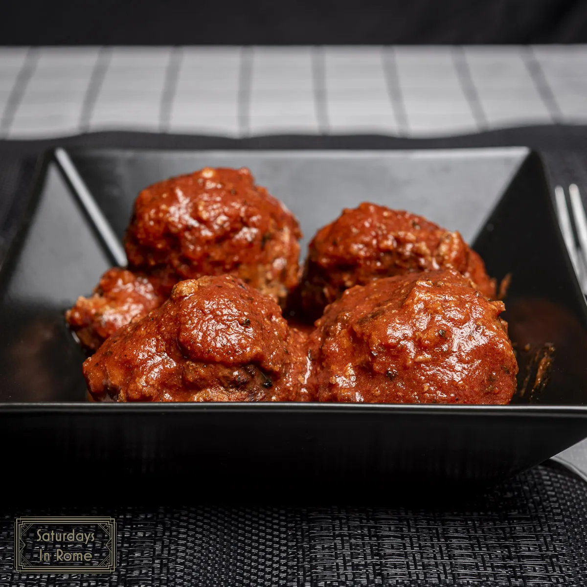 Authentic Italian Meatball Recipe - Ready To Eat