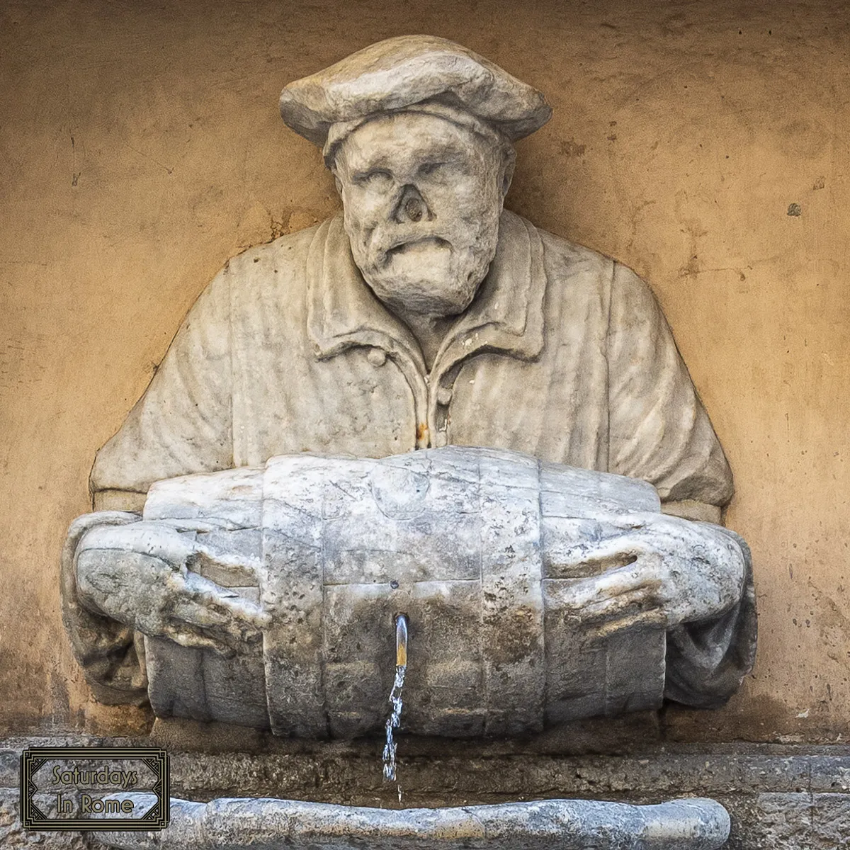 Talking Statues in Rome - Facchino Closeup