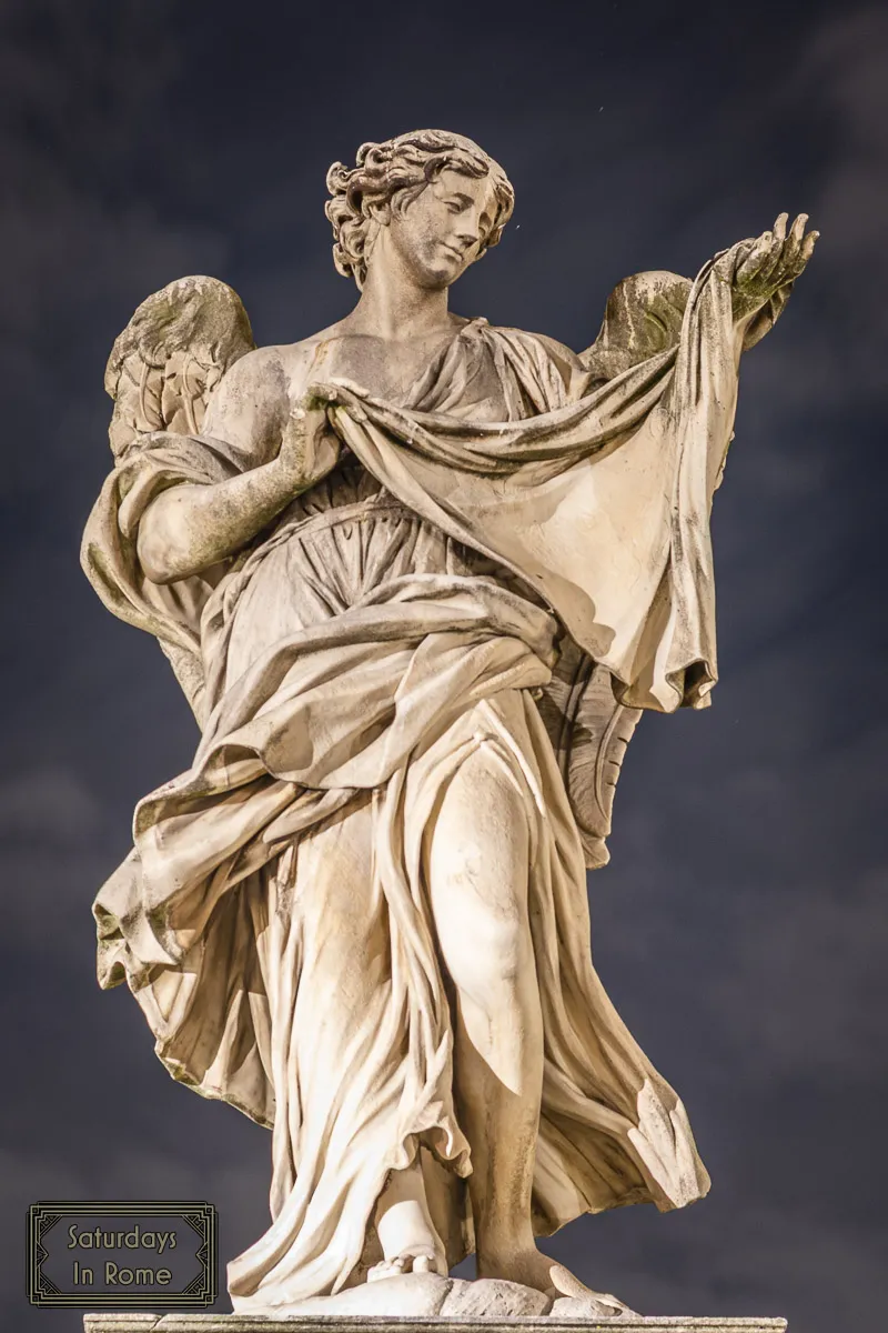 Ponte Sant Angelo - Angel holding cloth
