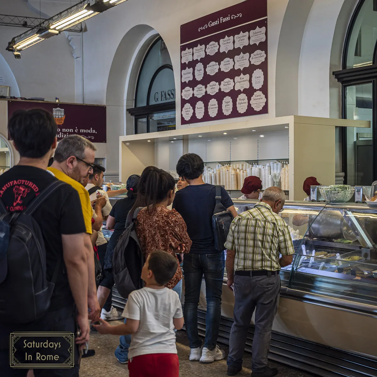 Gelateria Fassi - Large Gelateria with Seating