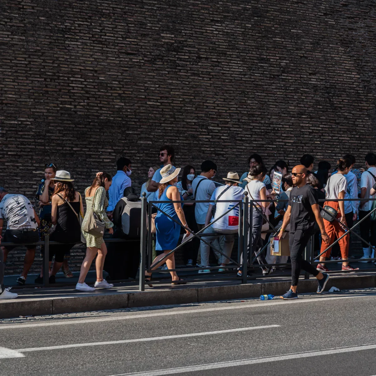 What Is Considered Rude In Italy - Lines Are Rarely Respected
