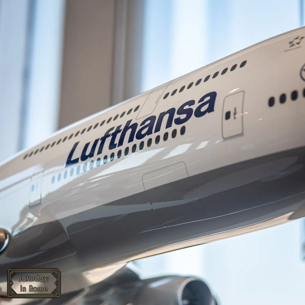 Packing List For Men - Lufthansa Airplane Model
